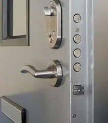 Universal Locksmith Store Chicago, IL 312-288-7587 - 13-High-Security-locks
